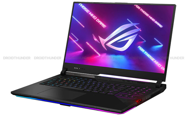 ASUS ROG Strix SCAR 17 Side View Right