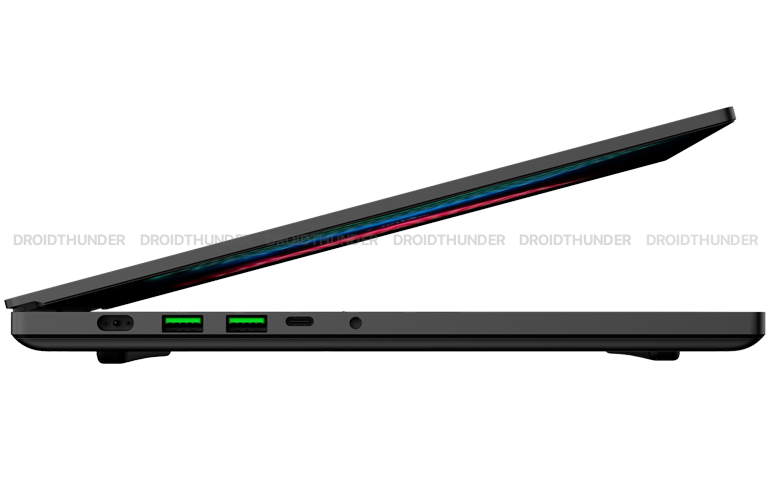 Razer Blade 15 Advanced Late 2021 Lid Opening Left